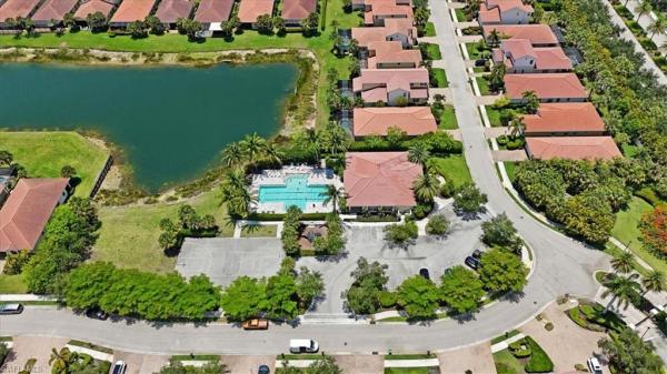 Manchester Square, 13391 Kent St, Naples, Florida 34109, image 1