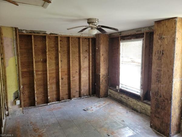 North Fort Myers No HOA, 137 Standish Cir, North Fort Myers, Florida 33903, image 1