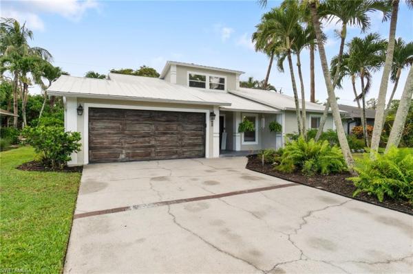 Hidden Pines, 955 Hidden Terrace Rd, Naples, Florida 34104, image 1