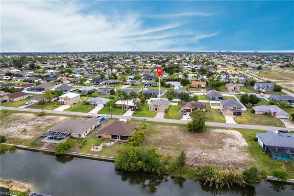 Cape Coral Residential, 626 26th Ter, Cape Coral, Florida 33914, image 2
