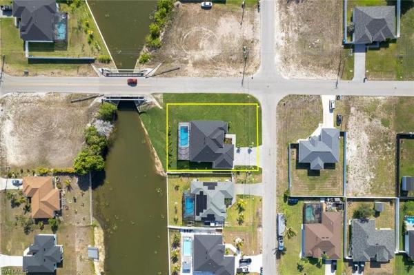 Cape Coral Residential, 220 6th St, Cape Coral, Florida 33909, image 3