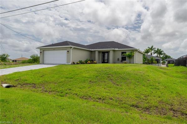 Cape Coral Residential, 1832 6th Pl, Cape Coral, Florida 33993, image 2