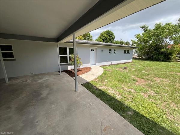 Coral Park, 169 Riverview Rd, Fort Myers, Florida 33905, image 1