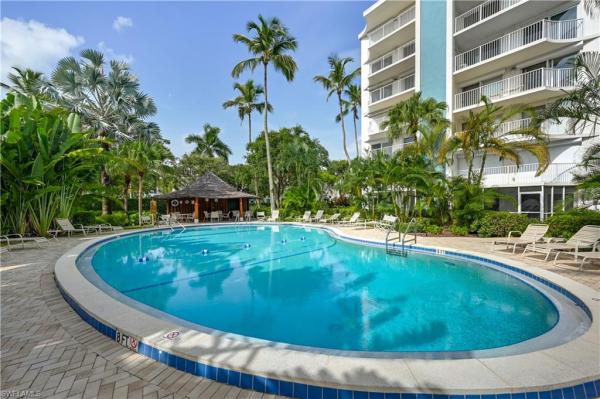 1300 N Gulf Shore Blvd #410, Naples, Florida 34102, image 1