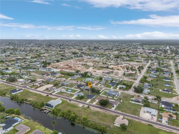 Cape Coral Residential, 1121 12th St, Cape Coral, Florida 33909, image 2