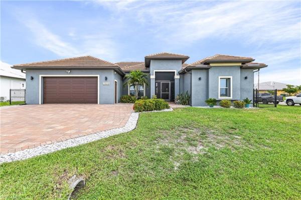 Cape Coral, 2322 Trafalgar Pkwy, Cape Coral, Florida 33991, image 1