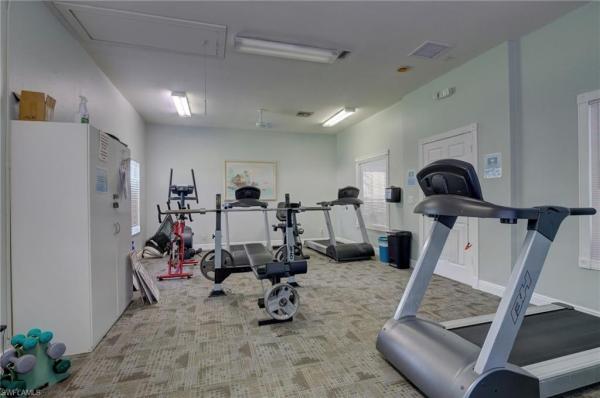 280 Robin Hood Cir #102, Naples, Florida 34104, image 1