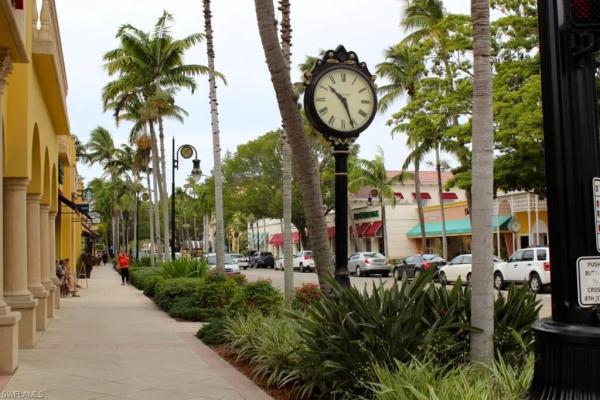 Harbor Lakes Of Naples, 1155 Sandpiper St #D4, Naples, Florida 34112, image 2