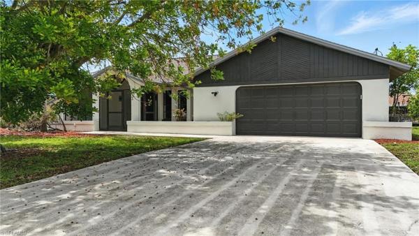 San Carlos Park, 9041 Tangelo Blvd, Fort Myers, Florida 33967, image 1