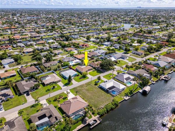 Cape Coral, 325 33rd St, Cape Coral, Florida 33904, image 1