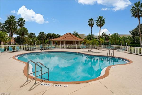 655 Luisa Ln #4, Naples, Florida 34104, image 1