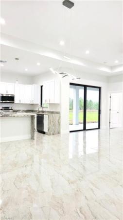 Mirror Lakes, 194 Yager Cir, Fort Myers, Florida 33913, image 1