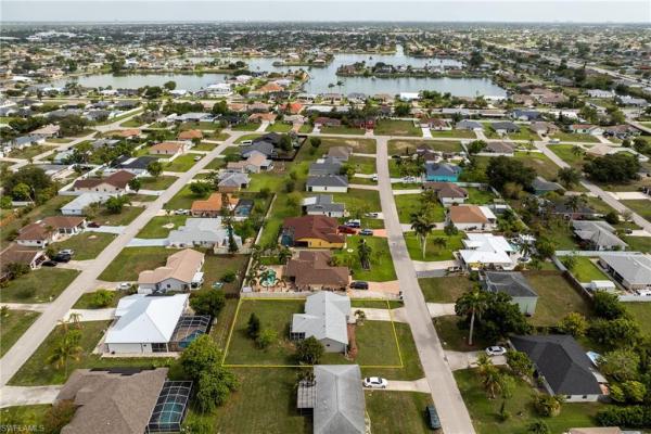 Cape Coral Residential, 105 9th Pl, Cape Coral, Florida 33909, image 2