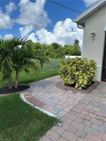Cape Coral, 406 25th Pl, Cape Coral, Florida 33991, image 1