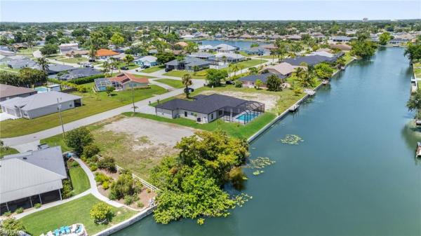 Cape Coral Residential, 2110 2nd St, Cape Coral, Florida 33909, image 1