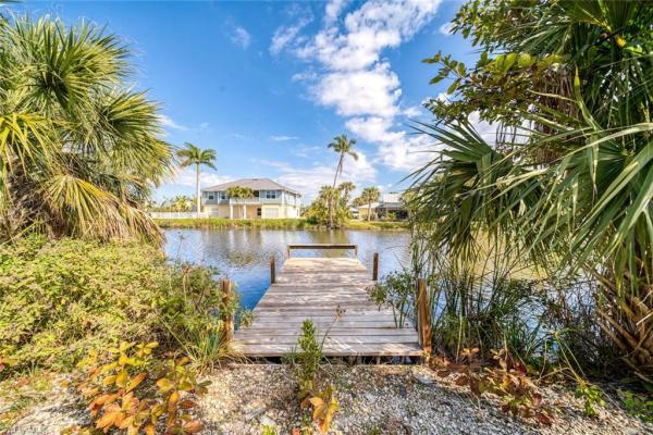 West Rocks, 4049 Coquina Dr, Sanibel, Florida 33957, image 2