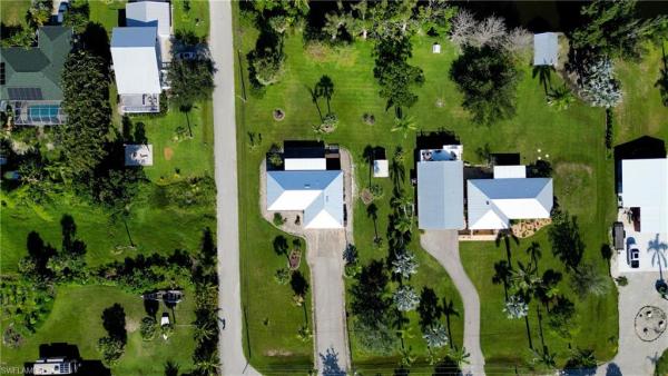 Pine Island, 5388 Marina Dr, Bokeelia, Florida 33922, image 2