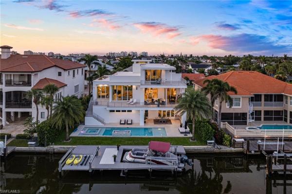 Conners At Vanderbilt Beach, 432 Bayside Ave, Naples, Florida 34108, image 2
