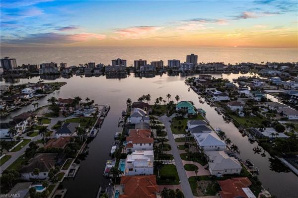 Conners At Vanderbilt Beach, 432 Bayside Ave, Naples, Florida 34108, image 1