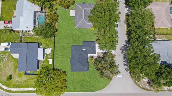Riverdale Shores, 15634 Sunny Crest Ln, Fort Myers, Florida 33905, image 2