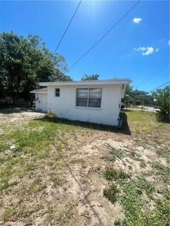 Meadow Lawn, 1605 Pawnee St, Fort Myers, Florida 33916, image 1