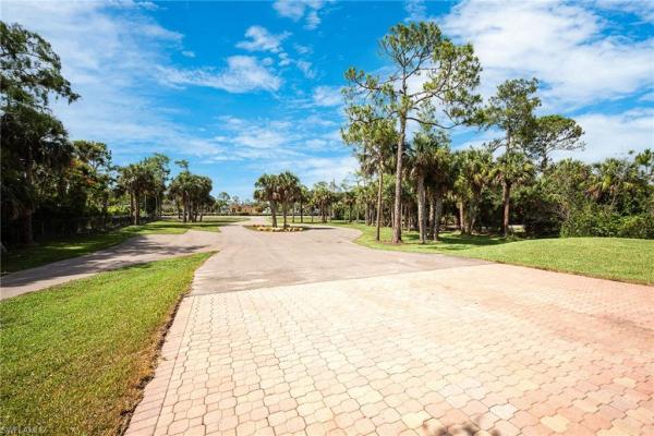 Golden Gate Estates, 1640 Golden Gate Blvd W, Naples, Florida 34117, image 1