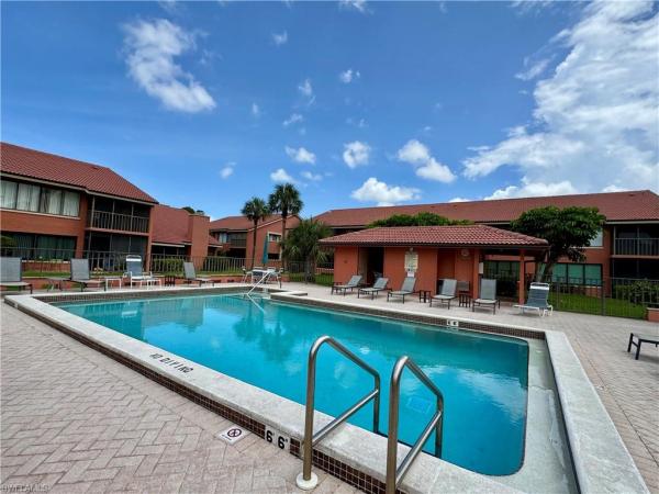 124 E Cypress Way #E3, Naples, Florida 34110, image 1