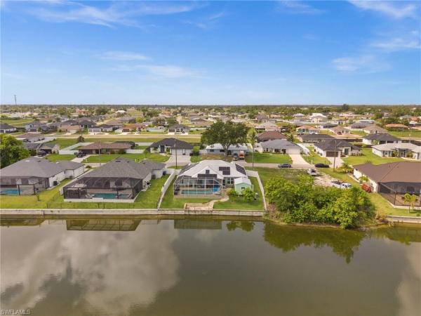 Cape Coral Residential, 627 7th Ter, Cape Coral, Florida 33909, image 3
