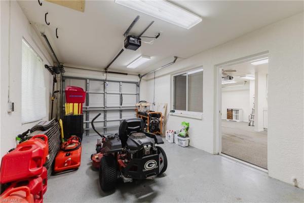 Cape Coral Residential, 1525 43rd Ter, Cape Coral, Florida 33914, image 2