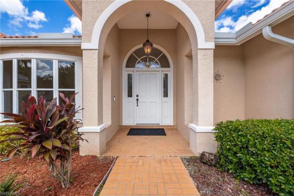 Mahogany Run North, 11461 Bent Pine Dr, Fort Myers, Florida 33913, image 1