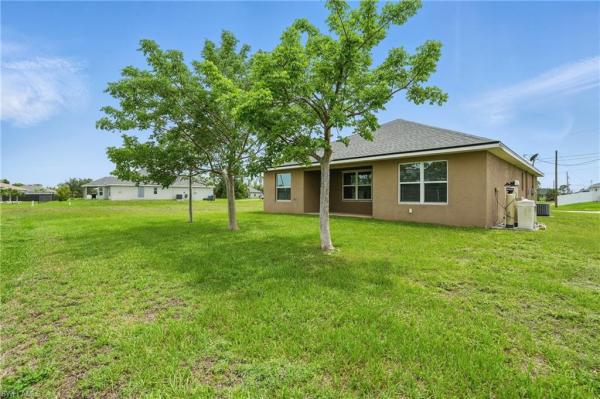 Cape Coral Residential, 3741 14th Ave, Cape Coral, Florida 33909, image 3