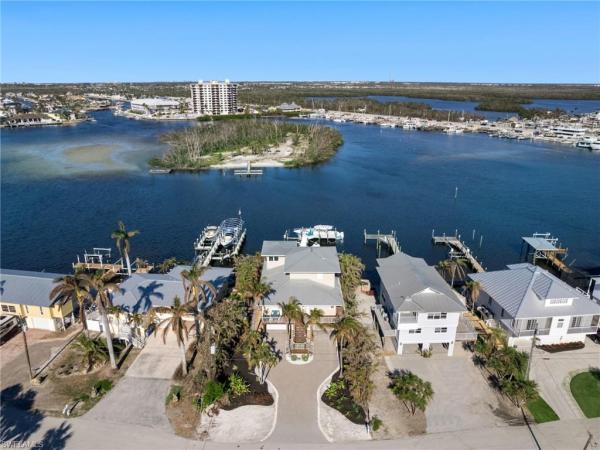 San Carlos On The Gulf, 921 Prescott St, Fort Myers Beach, Florida 33931, image 1