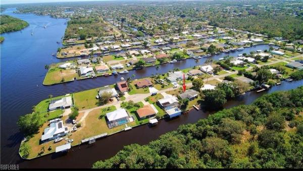 Fort Myers Shores, 2203 Santiago Ave, Fort Myers, Florida 33905, image 1