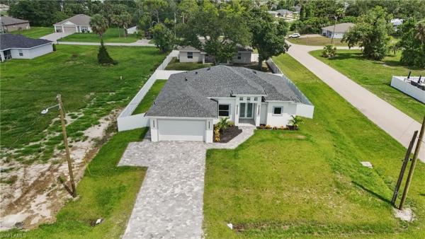Cape Coral Residential, 1923 Gator Cir, Cape Coral, Florida 33909, image 1