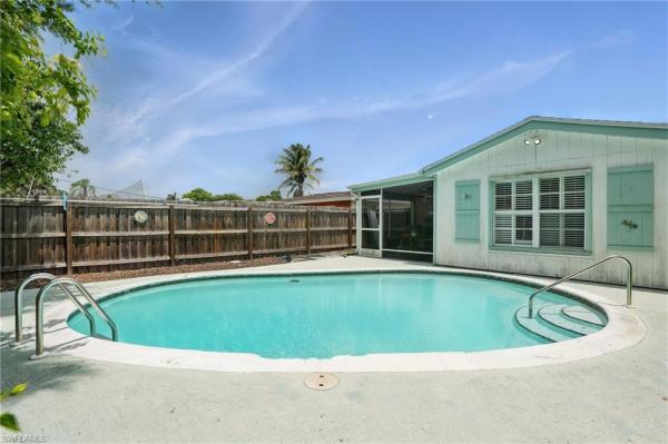 Coconut Grove At Olde Naples, 4011 S Coconut Cir, Naples, Florida 34104, image 2