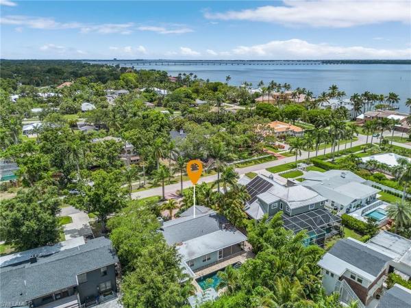 Riverside, 1235 Osceola Dr, Fort Myers, Florida 33901, image 2