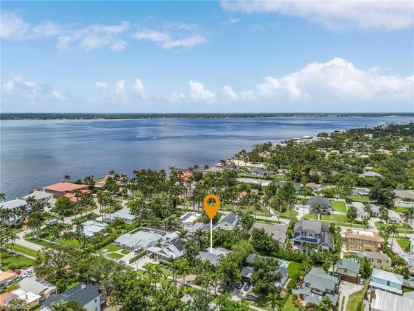 Riverside, 1235 Osceola Dr, Fort Myers, Florida 33901, image 1