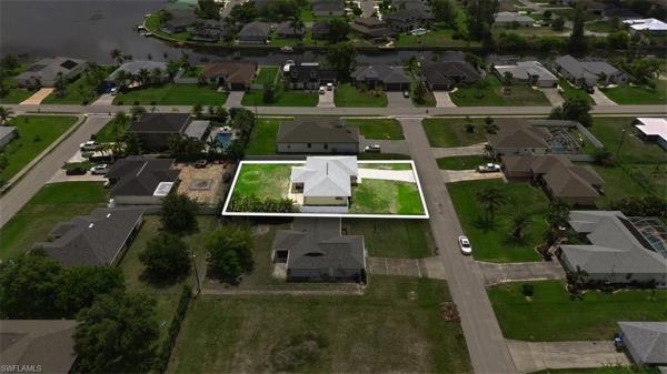 Cape Coral Residential, 605 18th Ter, Cape Coral, Florida 33991, image 3