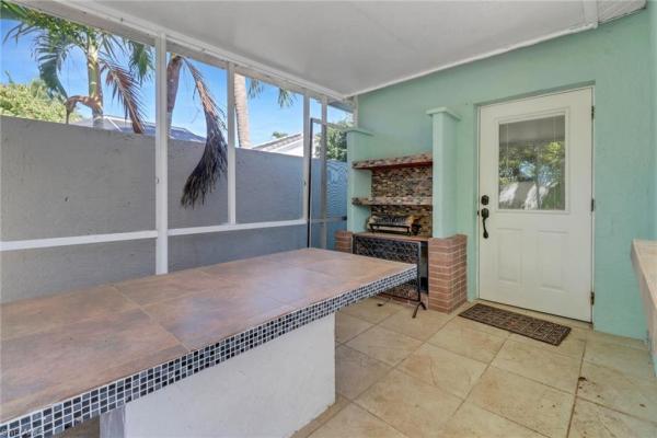 Moon Lake, 1145 Jardin Dr, Naples, Florida 34104, image 1