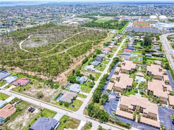 Tuscany Court, 3724 Agualinda Blvd #201, Cape Coral, Florida 33914, image 3
