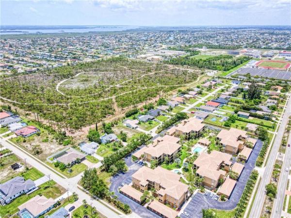 Tuscany Court, 3724 Agualinda Blvd #201, Cape Coral, Florida 33914, image 2