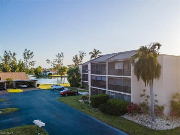 3150 Shorewood Ln #305, Fort Myers, Florida 33907, image 1