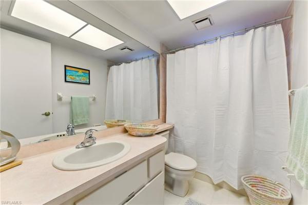 Cape Coral Residential, 428 34th St, Cape Coral, Florida 33914, image 2