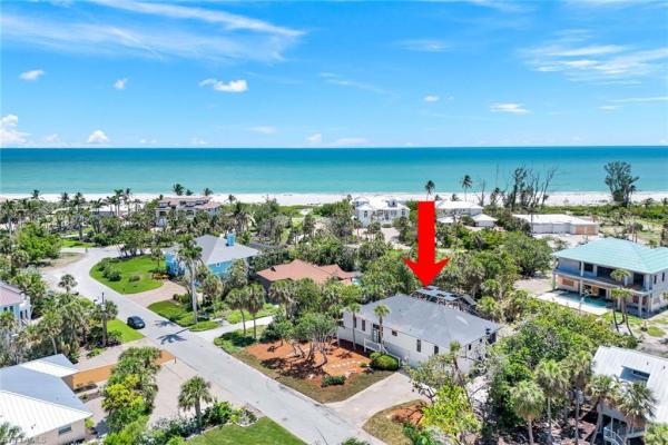 Gulf Shores, 1043 Blue Heron Dr, Sanibel, Florida 33957, image 1