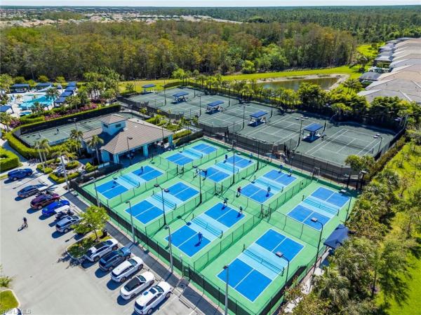 Valencia Bonita, 28516 Twain Dr, Bonita Springs, Florida 34135, image 1
