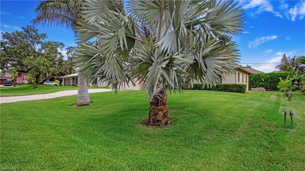 Samanns In Bonita Springs, 27978 Carl Cir, Bonita Springs, Florida 34135, image 1