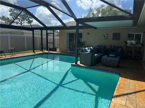 Foxmoor Pines, 1399 Torreya Cir, North Fort Myers, Florida 33917, image 1