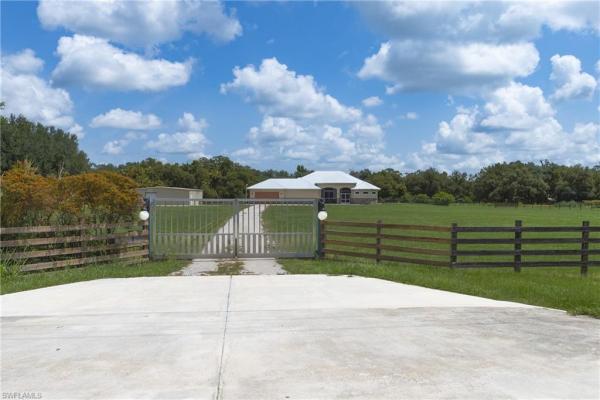 Alva Residential, 19801 River Rd, Alva, Florida 33920, image 1
