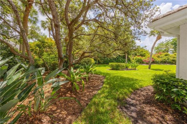 Oakmont At Pelican Bay, 816 Turkey Oak Ln, Naples, Florida 34108, image 1