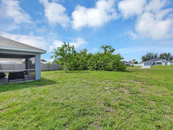 Cape Coral Residential, 514 11th Ter, Cape Coral, Florida 33993, image 2